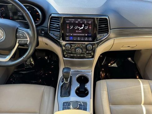 Used 2021 Jeep Grand Cherokee Limited image 9