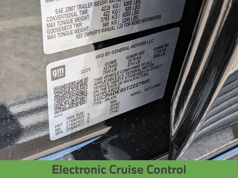 Used 2026 Chevrolet Silverado 1500 RST RWD image 32
