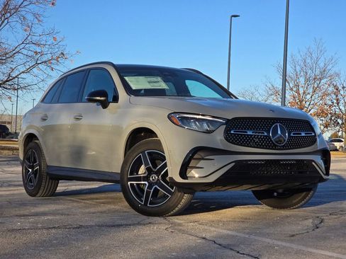 New 2026 Mercedes-Benz GLC 300 4MATIC image 11