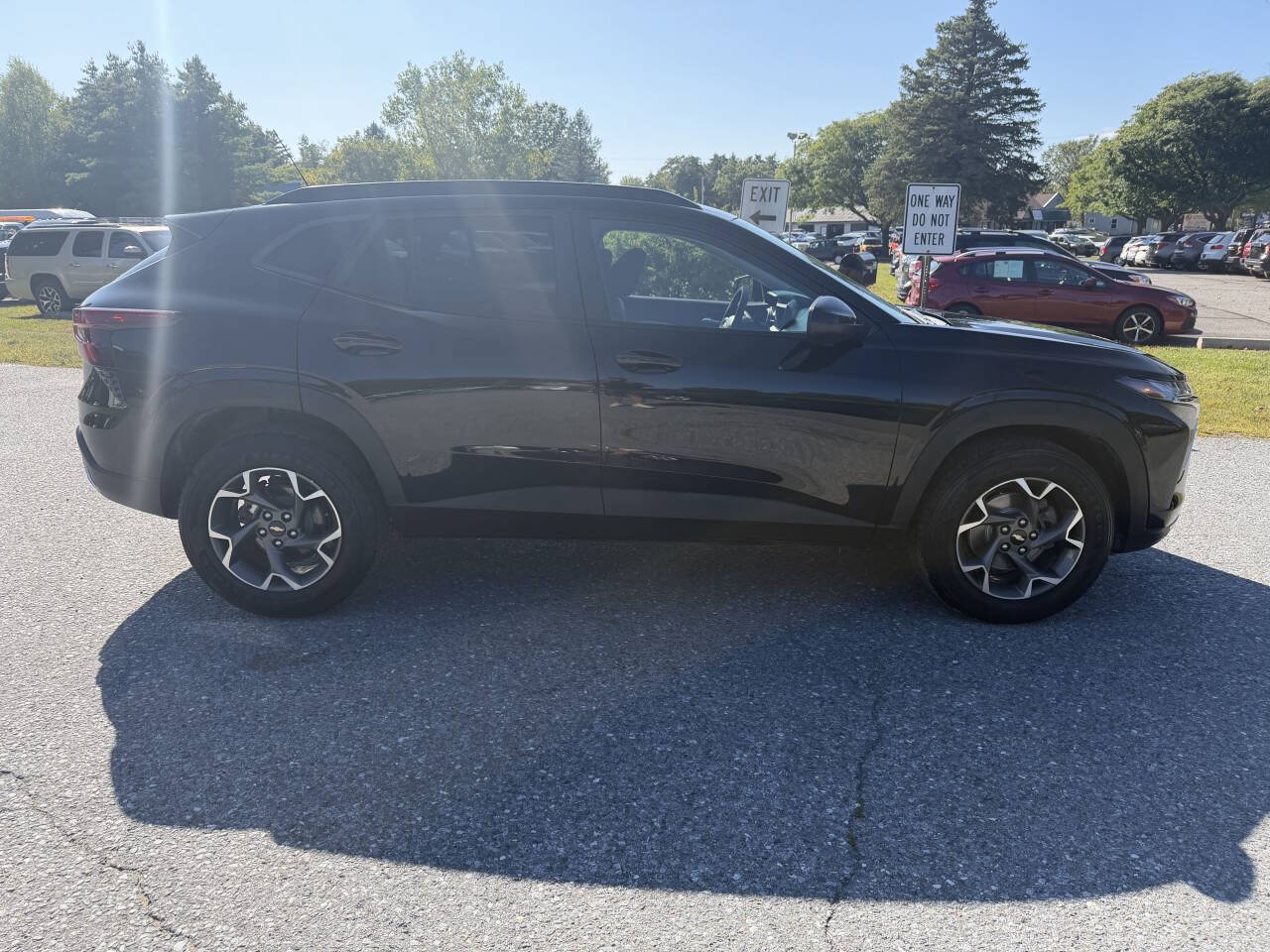 Used 2024 Chevrolet Trax LT FWD image 6