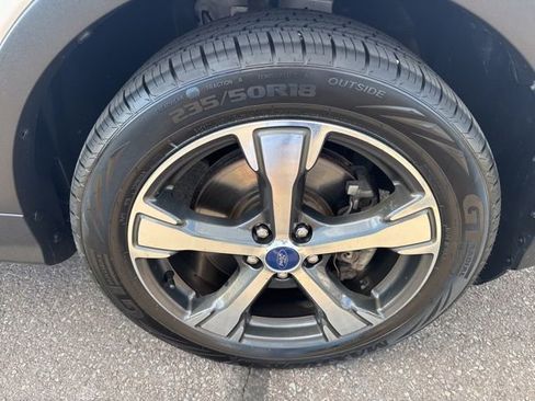 Used 2018 Ford Escape SEL AWD/4WD image 39