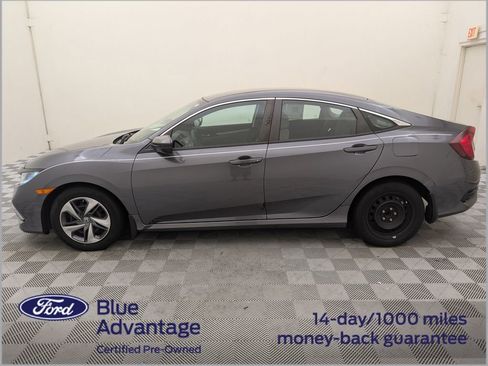 Used 2019 Honda Civic LX image 9