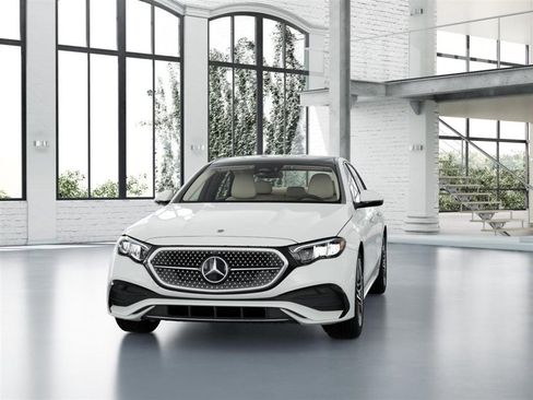 New 2026 Mercedes-Benz E 450 4MATIC Sedan image 42