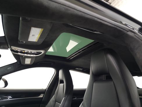 Used 2013 Porsche Panamera GTS image 14