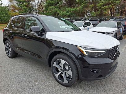 New 2026 Volvo XC40 B5 Plus w/ Protection Package Premier