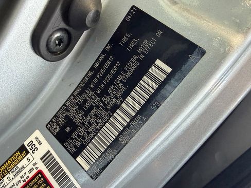 Certified 2021 Toyota Sienna XLE FWD image 39