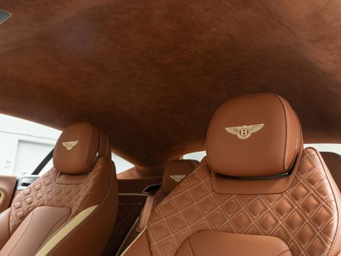 Used 2022 Bentley Continental GT Speed image 18
