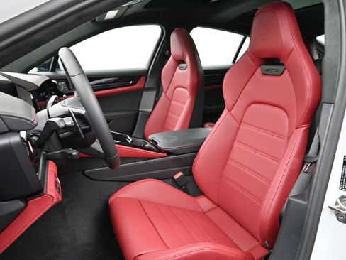 Certified 2026 Porsche Panamera GTS AWD/4WD image 5