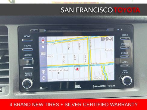 Certified 2019 Toyota Sienna SE w/ SE Preferred Package image 30