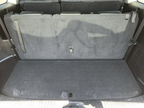 Certified 2018 Toyota Highlander Plus FWD image 27