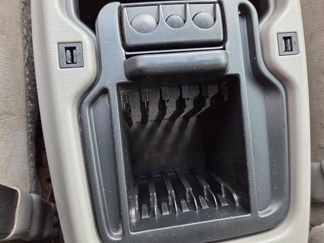 Used 2001 Ford Excursion XLT RWD image 28