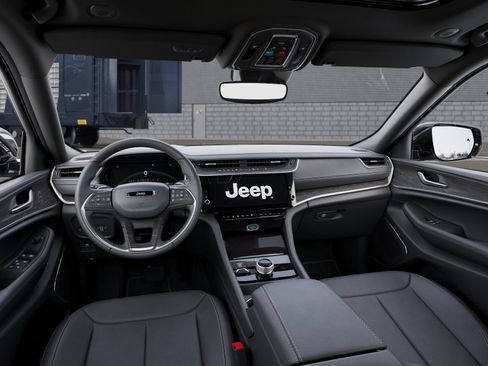 New 2026 Jeep Grand Cherokee L Limited image 3
