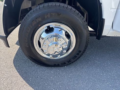 New 2026 RAM 3500 Tradesman AWD/4WD image 11