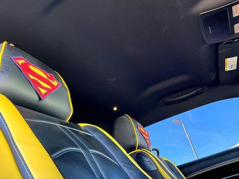 Used 2016 Dodge Challenger R/T Scat Pack w/ Leather Interior Group image 23