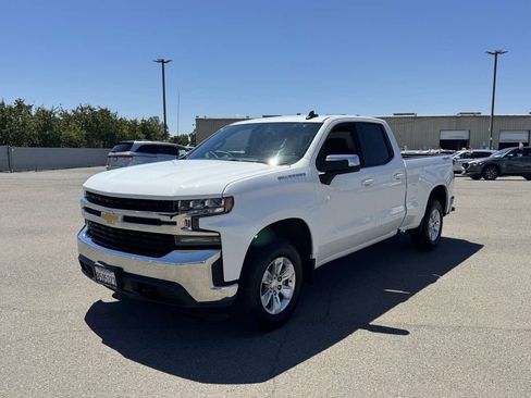Used 2020 Chevrolet Silverado 1500 LT w/ Bed Protection Package AWD/4WD image 5