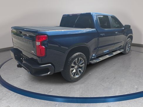 Used 2023 Chevrolet Silverado 1500 RST w/ Z71 Off-Road Package AWD/4WD image 5