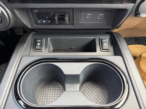 Used 2024 Nissan Titan PRO-4X w/ Pro-4x Convenience Package AWD/4WD image 29