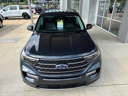 Certified 2023 Ford Explorer XLT w/ Equipment Group 202A AWD/4WD image 12