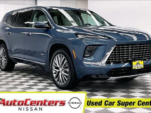Used 2025 Buick Enclave Avenir w/ Super Cruise Package AWD/4WD image 1