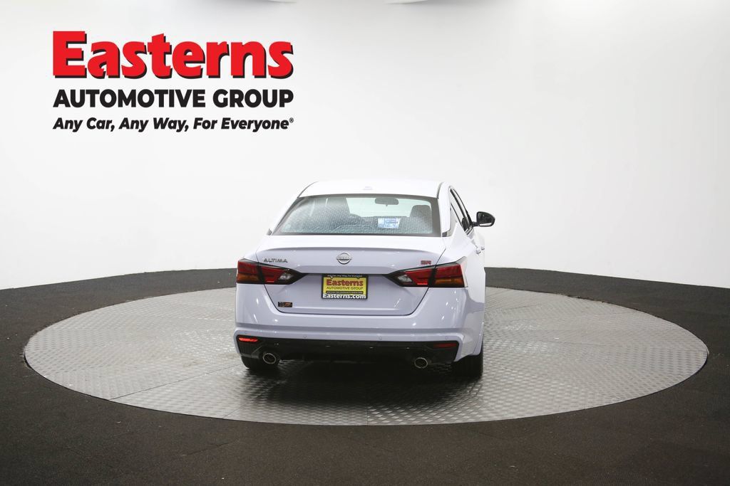 Used 2025 Nissan Altima 2.5 SR w/ SR Premium Package FWD image 38