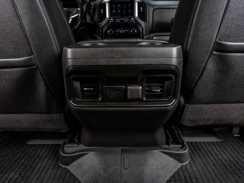 Used 2021 Chevrolet Silverado 1500 LT Trail Boss w/ Convenience Package II image 32