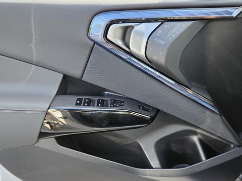 New 2026 BMW X3 xDrive30 w/ M Sport Package image 39