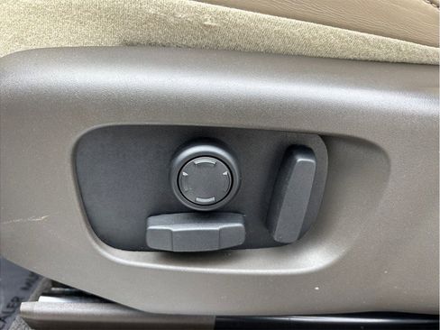 Used 2020 Land Rover Range Rover Sport HSE image 22