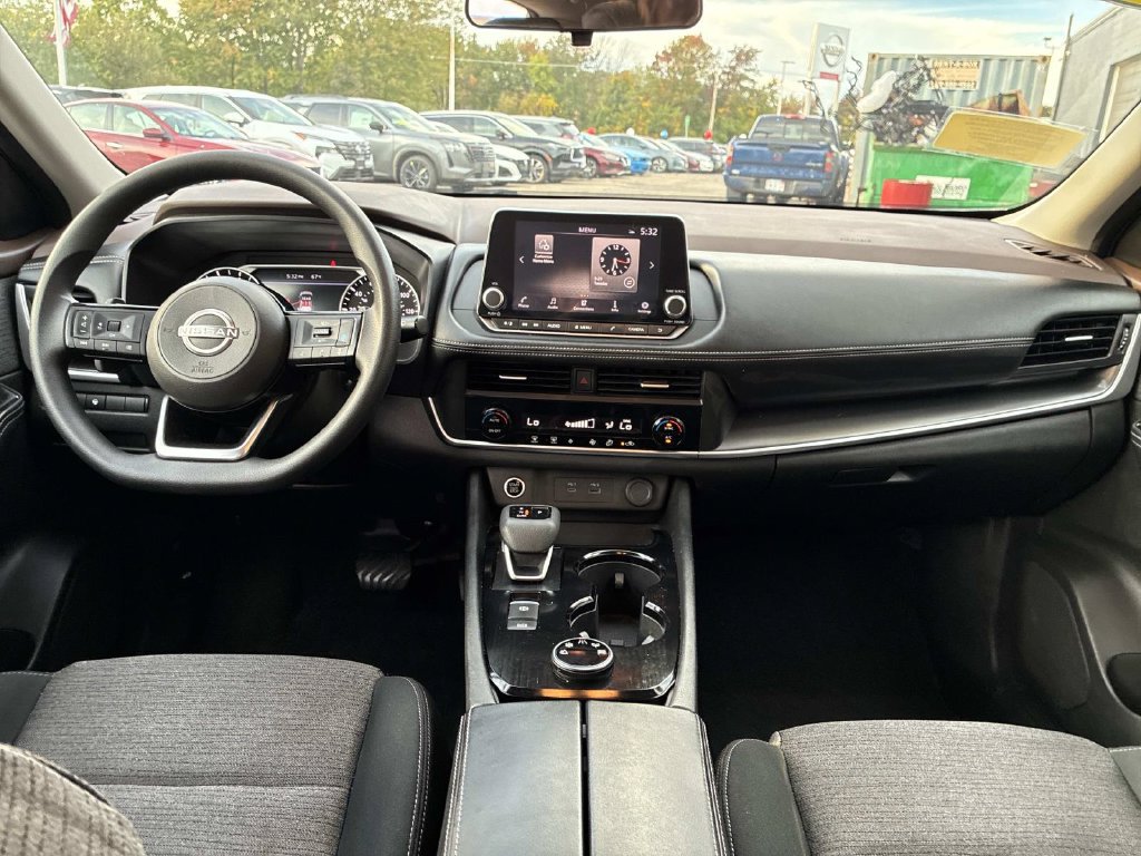 Certified 2023 Nissan Rogue SV AWD/4WD image 16
