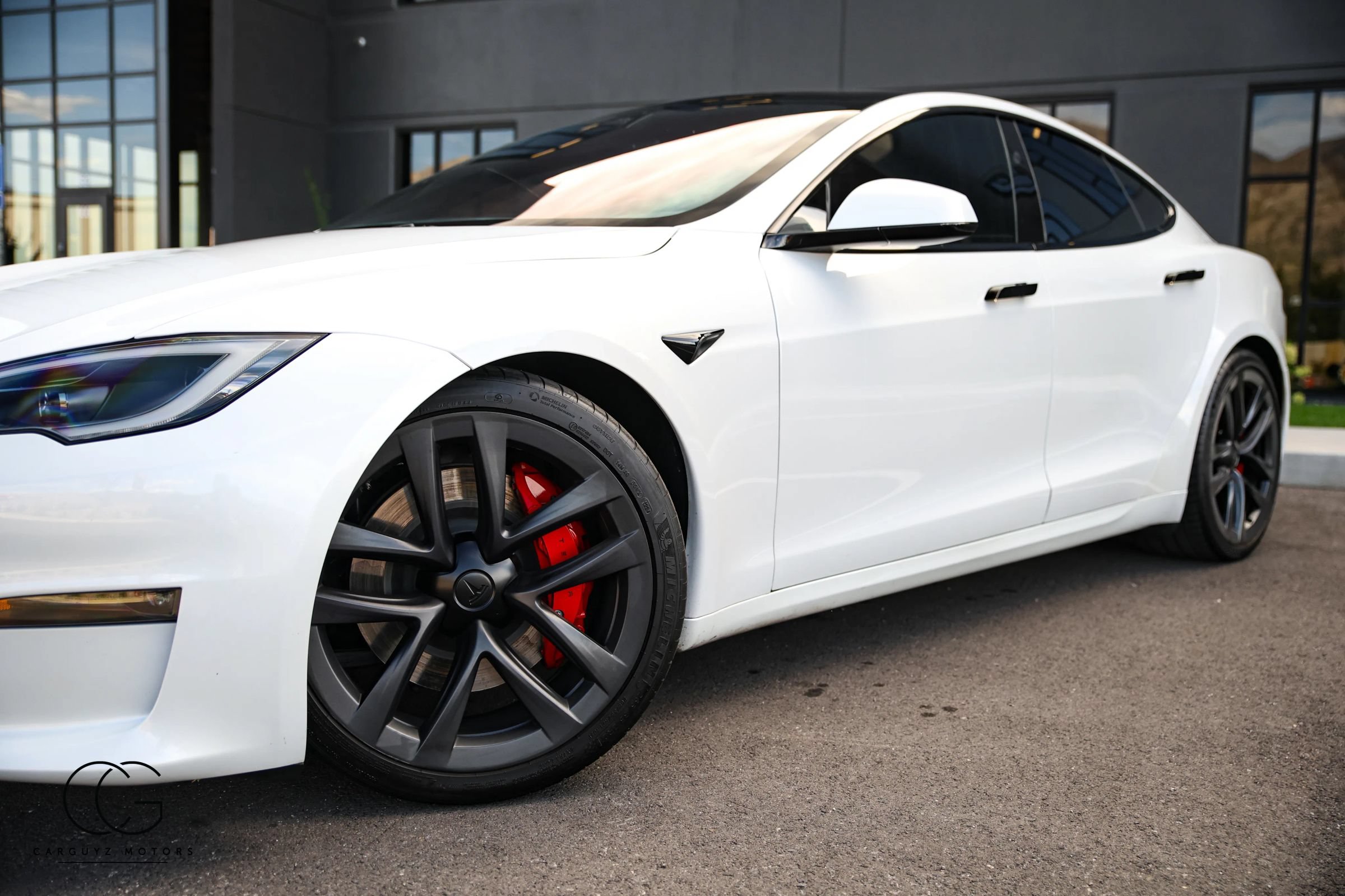 Used 2023 Tesla Model S Plaid AWD/4WD image 5