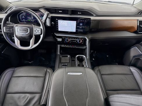 Used 2024 GMC Sierra 3500 Denali w/ Denali Reserve Package image 25