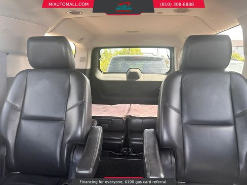 Used 2011 Chevrolet Suburban LTZ AWD/4WD image 22