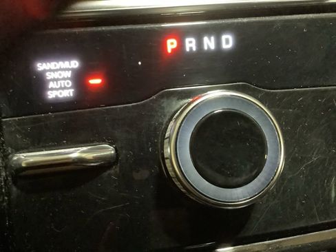 Certified 2022 Jeep Grand Cherokee L Limited image 34