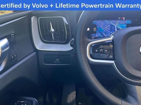 Used 2025 Volvo XC60 B5 Plus AWD/4WD image 26
