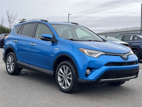 Used 2016 Toyota RAV4 Limited w/ Advanced Technology Package image 40