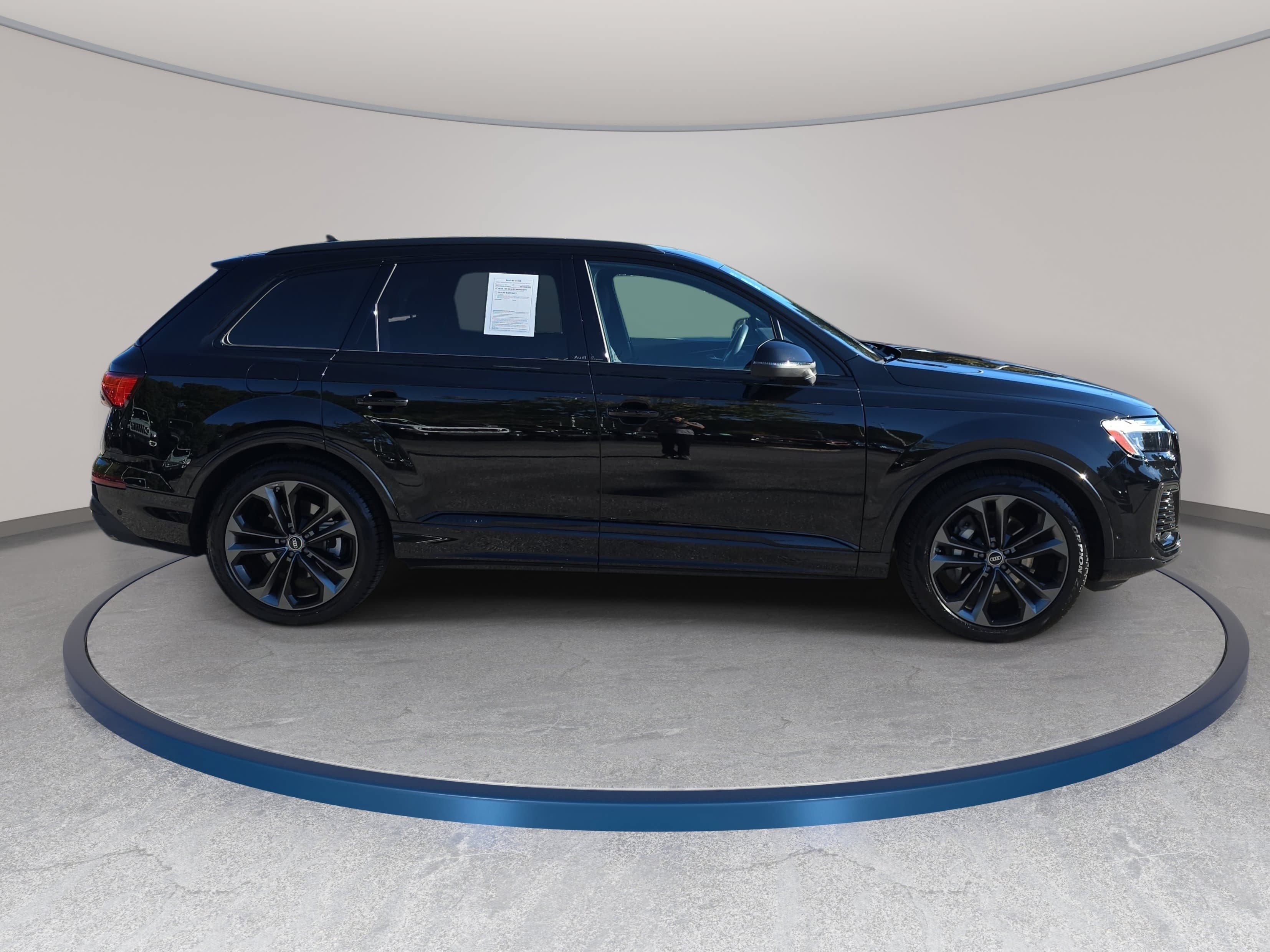 Used 2026 Audi Q7 3.0T Premium Plus w/ Premium Plus Package AWD/4WD image 4