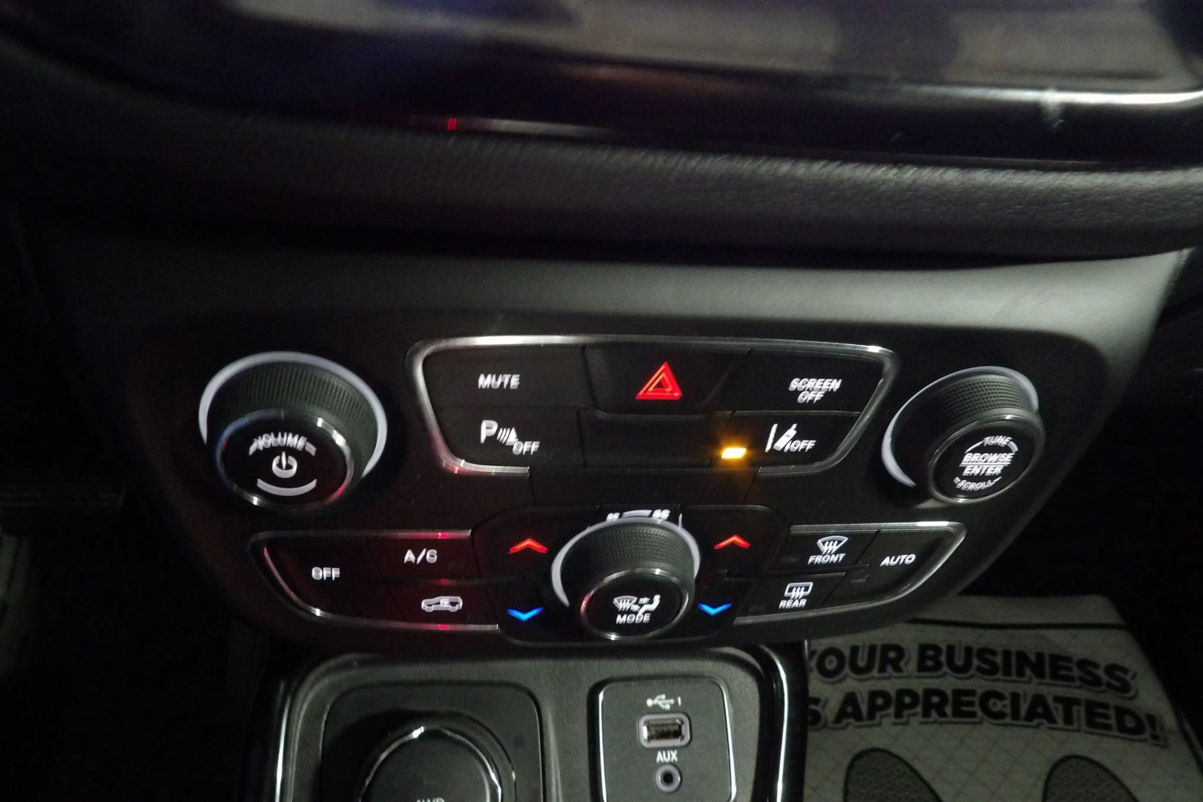 Used 2020 Jeep Compass Limited AWD/4WD image 12