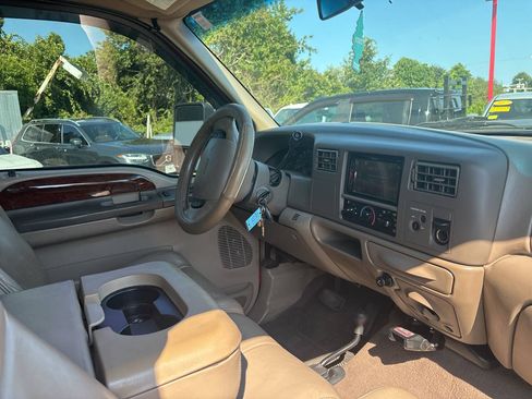 Used 2001 Ford F350 Lariat AWD/4WD image 19