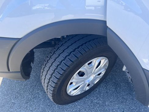 Certified 2025 Ford Transit 250 Low Roof w/ Exterior Upgrade Package RWD image 27