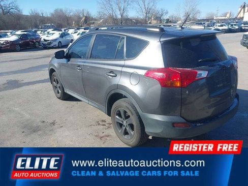 Used 2015 Toyota RAV4 XLE AWD/4WD image 5