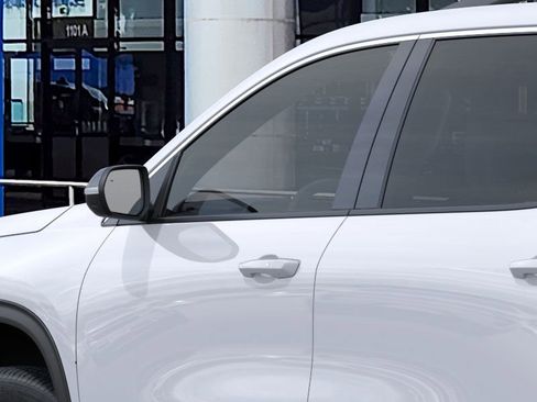 New 2026 Chevrolet Traverse LT image 12