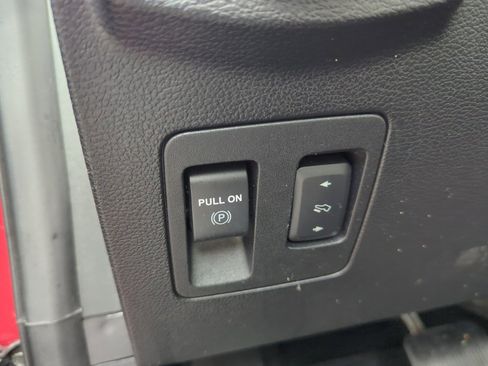 Used 2019 Ford Expedition Max Platinum image 17