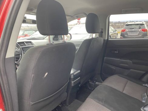 Used 2019 Mitsubishi Outlander Sport LE FWD image 14
