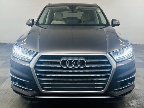 Used 2018 Audi Q7 3.0T Prestige AWD/4WD image 2