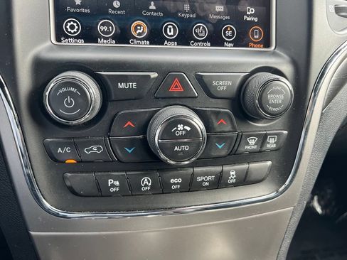 Used 2018 Jeep Grand Cherokee Altitude AWD/4WD image 38