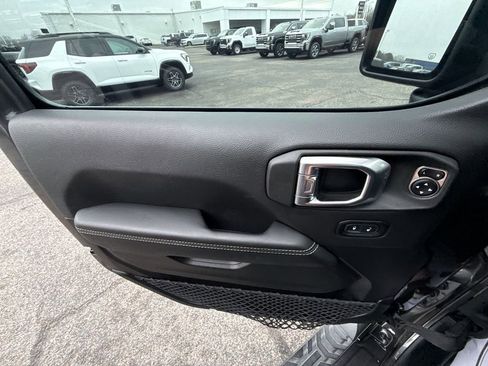Used 2021 Jeep Gladiator Rubicon image 29
