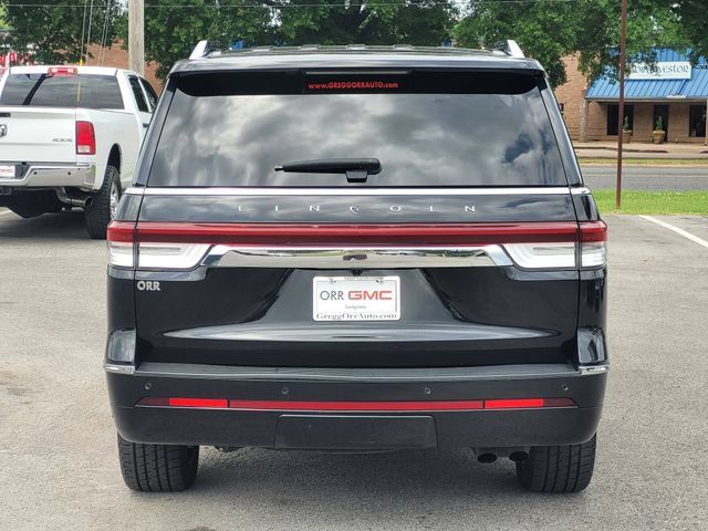 Used 2024 Lincoln Navigator Reserve AWD/4WD image 5