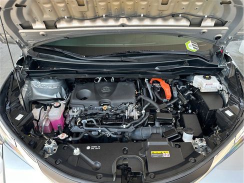 Used 2021 Toyota Sienna XLE w/ XLE Plus Package AWD/4WD image 25