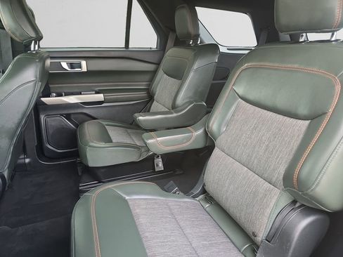 Used 2022 Ford Explorer Timberline image 14