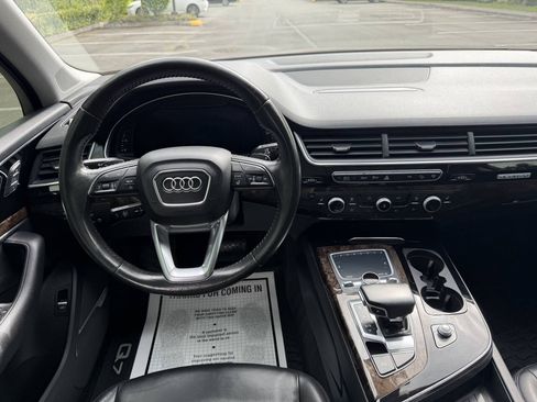 Used 2017 Audi Q7 3.0T Premium Plus w/ Premium Plus Package AWD/4WD image 18