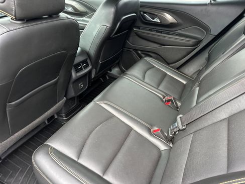 Used 2020 GMC Terrain SLT image 12